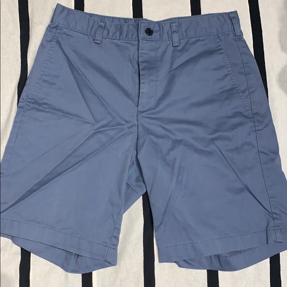 men’s new jos A bank shorts.